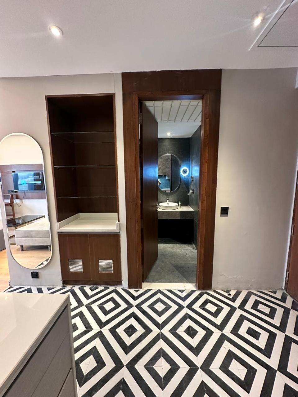 Urban Abodes Apart otel Ghaziabad Dış mekan fotoğraf